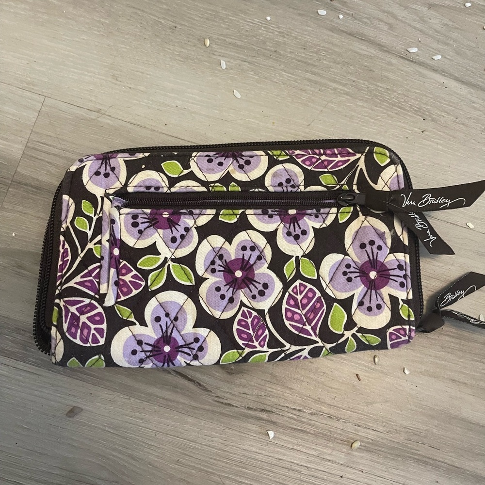 Vera Bradley Zip Wallet/purse
